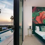Vila 200m² New D With Private, Heated Pool And Amazing Ocean View. *