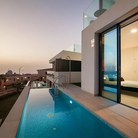 Vila 200m² New D With Private, Heated Pool And Amazing Ocean View. Costa Adeje (Tenerife)