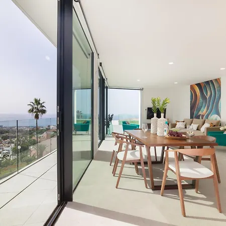 200m² New D With Private, Heated Pool And Amazing Ocean View. 아데제