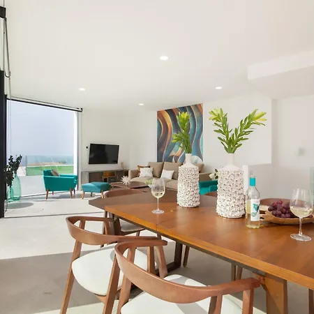 200m² New D With Private, Heated Pool And Amazing Ocean View. 빌라 *