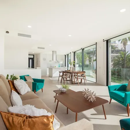 200m² New D With Private, Heated Pool And Amazing Ocean View. Вилла Адехе